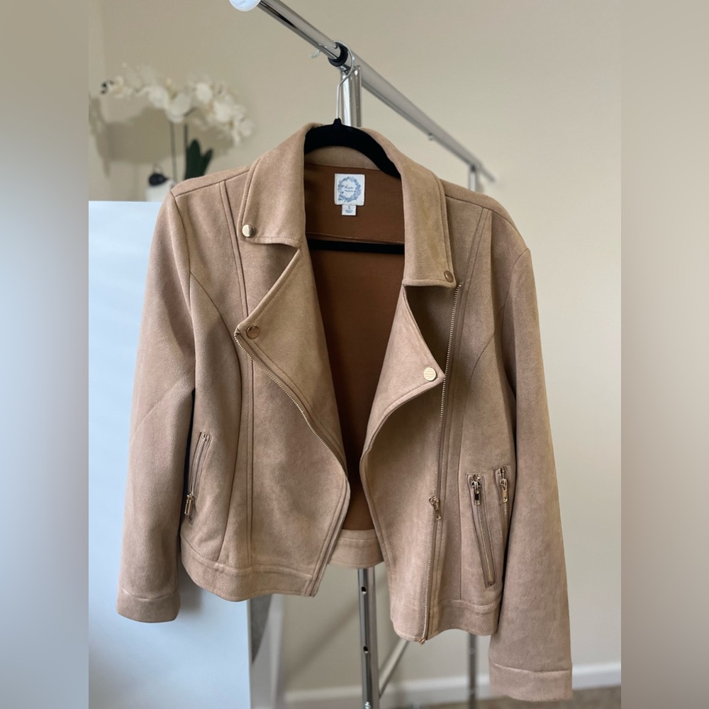 Francesca’s Collection - Casandra Suede Moto Jacket in Brown S
